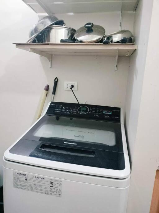 マニラ市Cubao Manhattanheights U24B Tdアパートメント エクステリア 写真